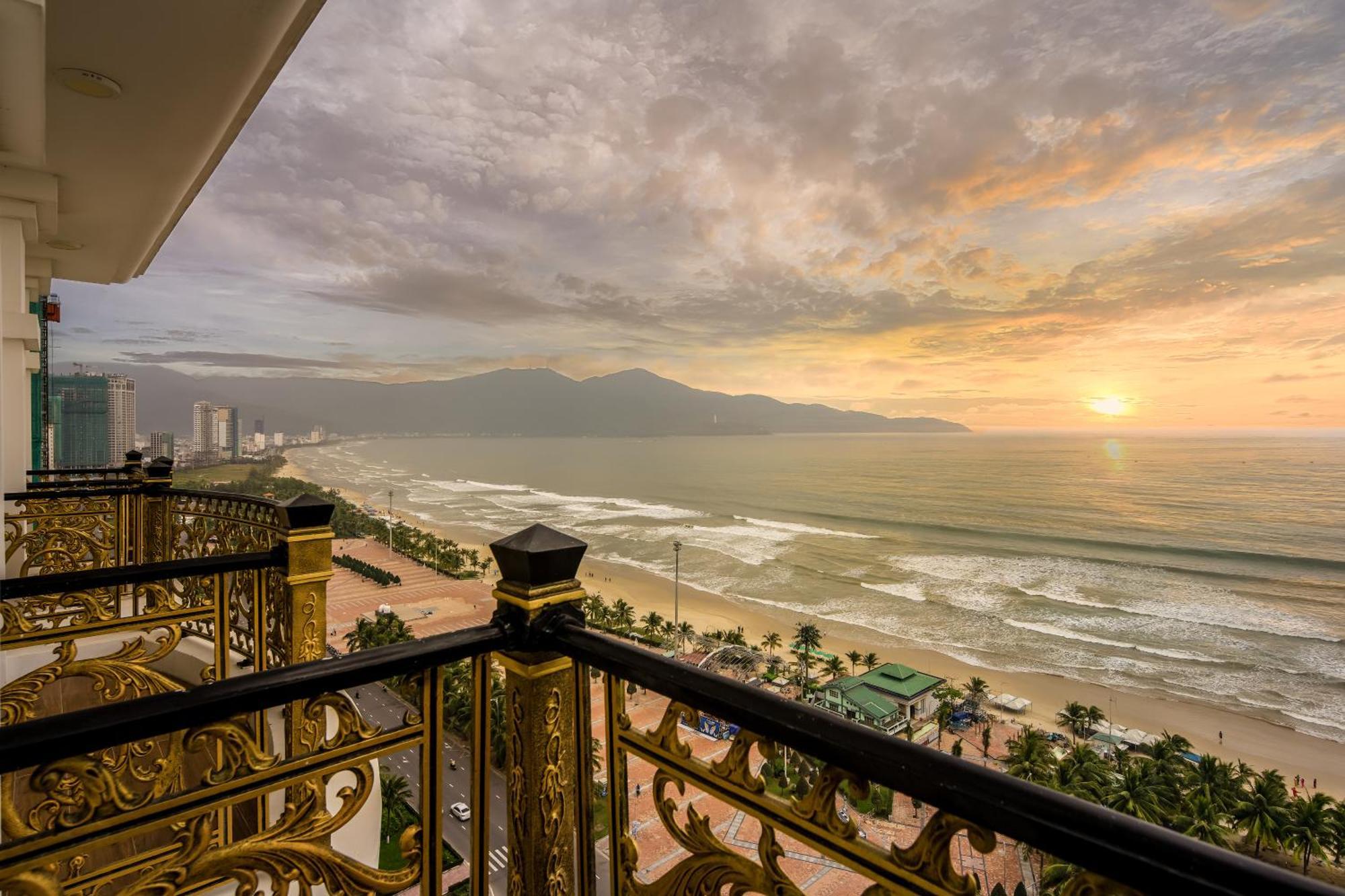 Paracel Beach Hotel Da Nang Eksteriør billede